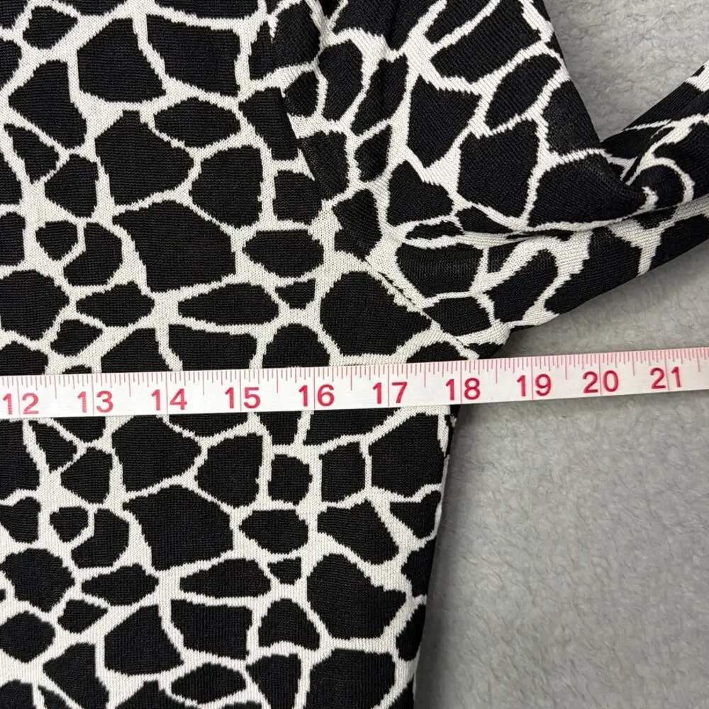 Misook Zip Cardigan Black White Giraffe Print Size SP Old Money Quiet Luxury